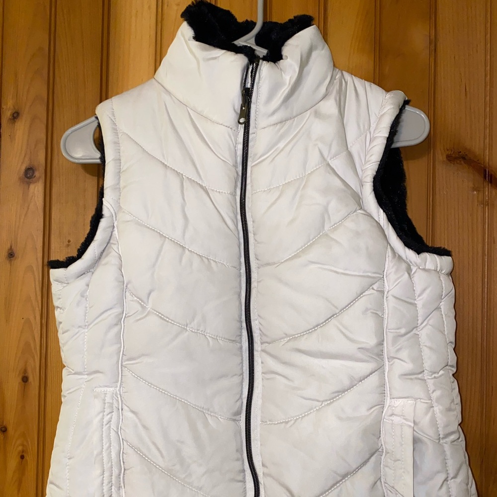 Reversible women’s vest
